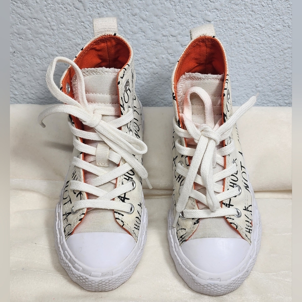Converse The Chuck Unisex  Size 12
